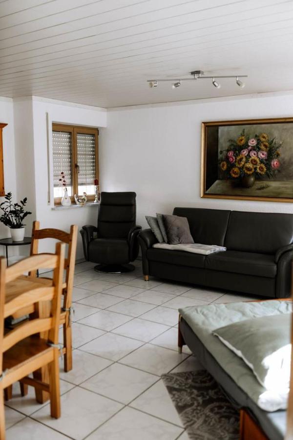 Moderne Landwohnung - Pension - Top Lage Готмадинген Екстериор снимка