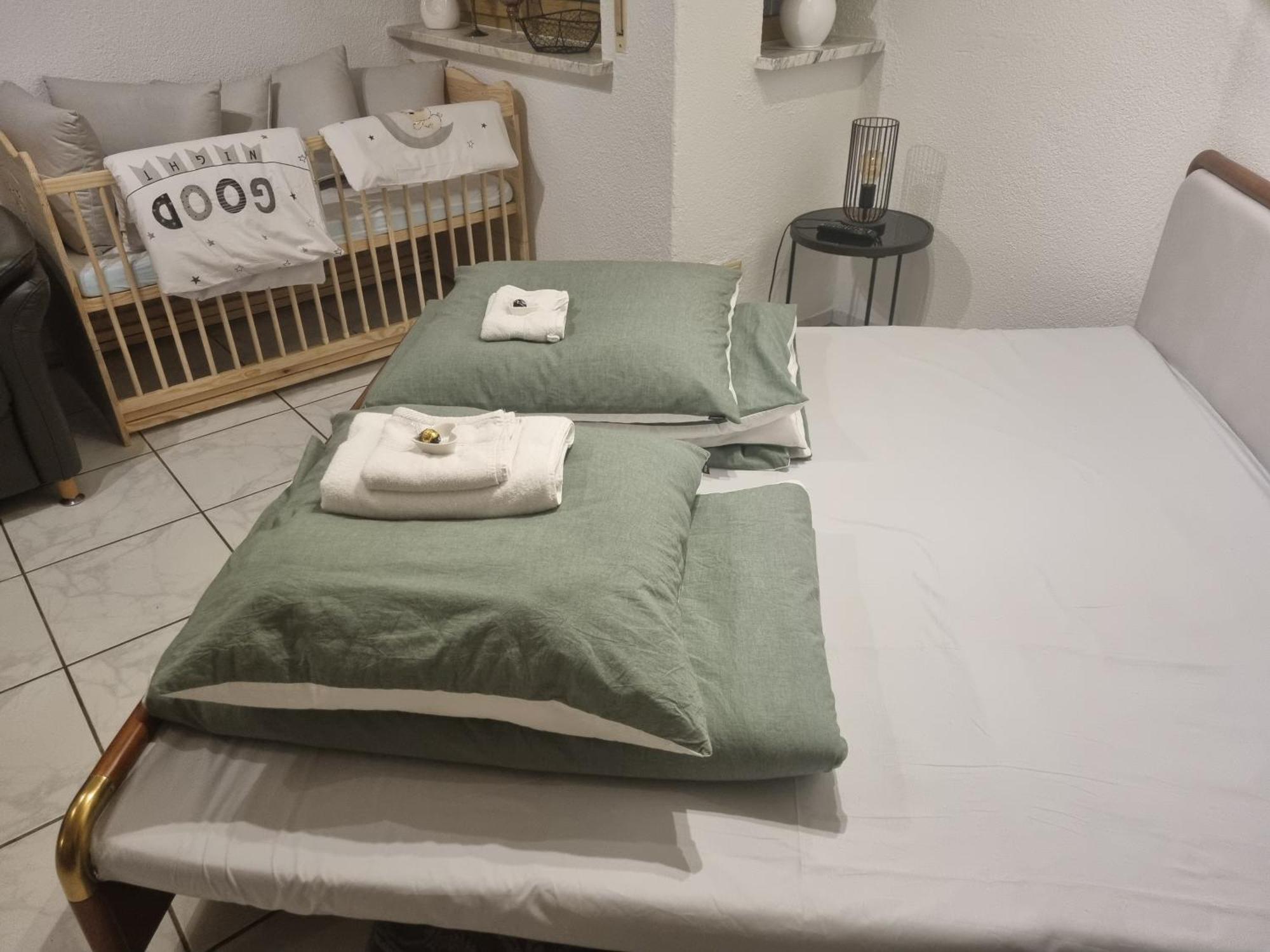 Moderne Landwohnung - Pension - Top Lage Готмадинген Екстериор снимка